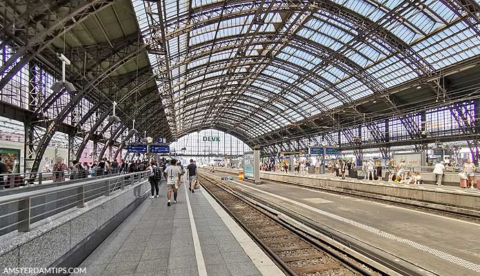 cologne hbf station platforms