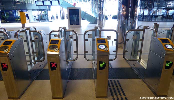 ov-chip gate barriers amsterdam central