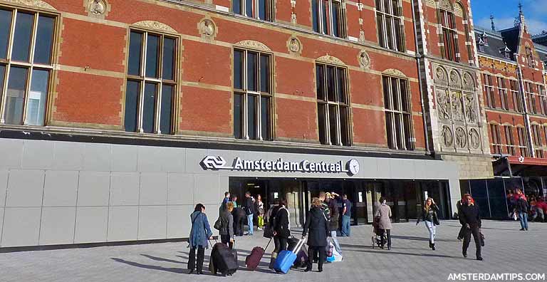 left luggage amsterdam central