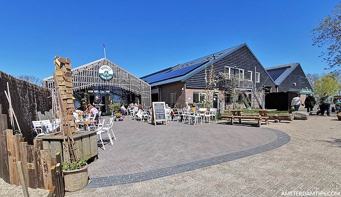 novalishoeve organic farm texel terrace