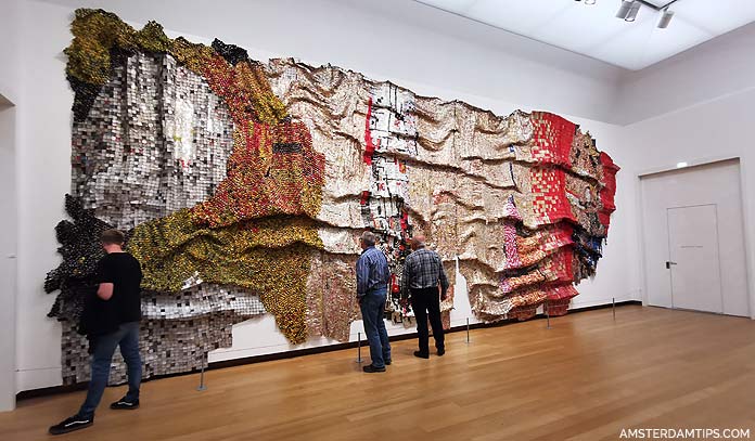 stedelijk museum amsterdam el anatsui