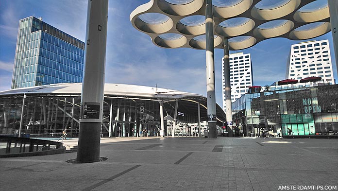 utrecht central stationsplein oost