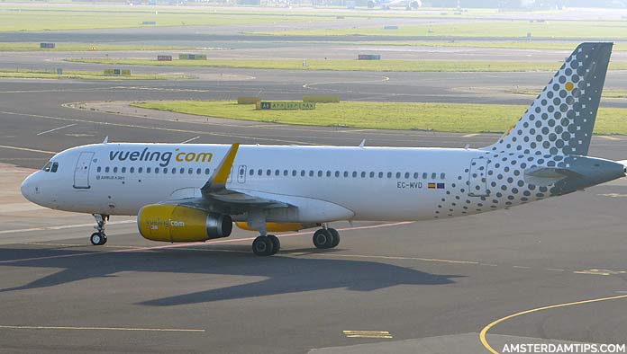 vueling aircraft at amsterdam